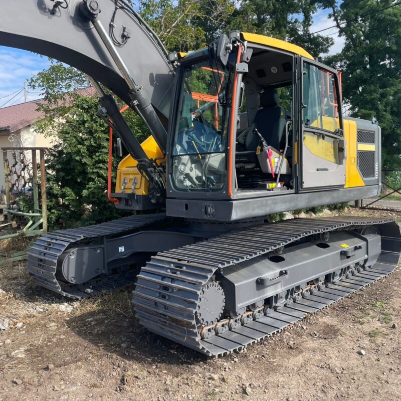 VOLVO EC220EL